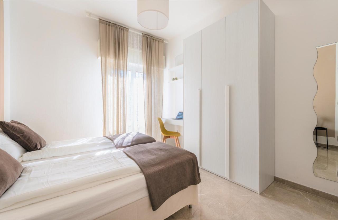 Hostly - Colorhome Pisa Midtown - Unique 3 Rooms With 3 Private Bathrooms Εξωτερικό φωτογραφία